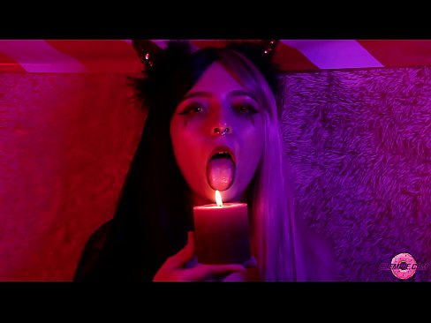 ❤️ Μια παθιασμένη πίπα από ένα σέξι Succubus με ένα σπέρμα στο στόμα της. ❤️ Πόρνο ❌️