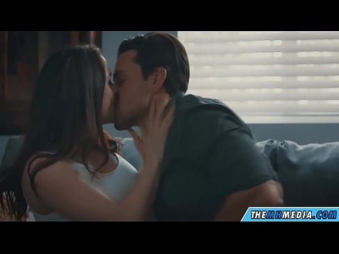 ❤️ Ρομαντικό σεξ με μια καλή μαμά με πλούσιο στήθος ❤️ Πόρνο ❌️